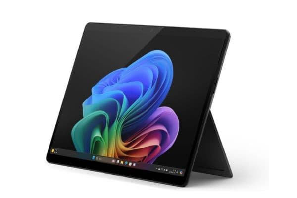 Microsoft Surface Pro 11, 13-inch, 16GB RAM, 512GB SSD, Wifi, Copilot+ PC, X Plus (LCD), Windows 11 Home, Black - 1